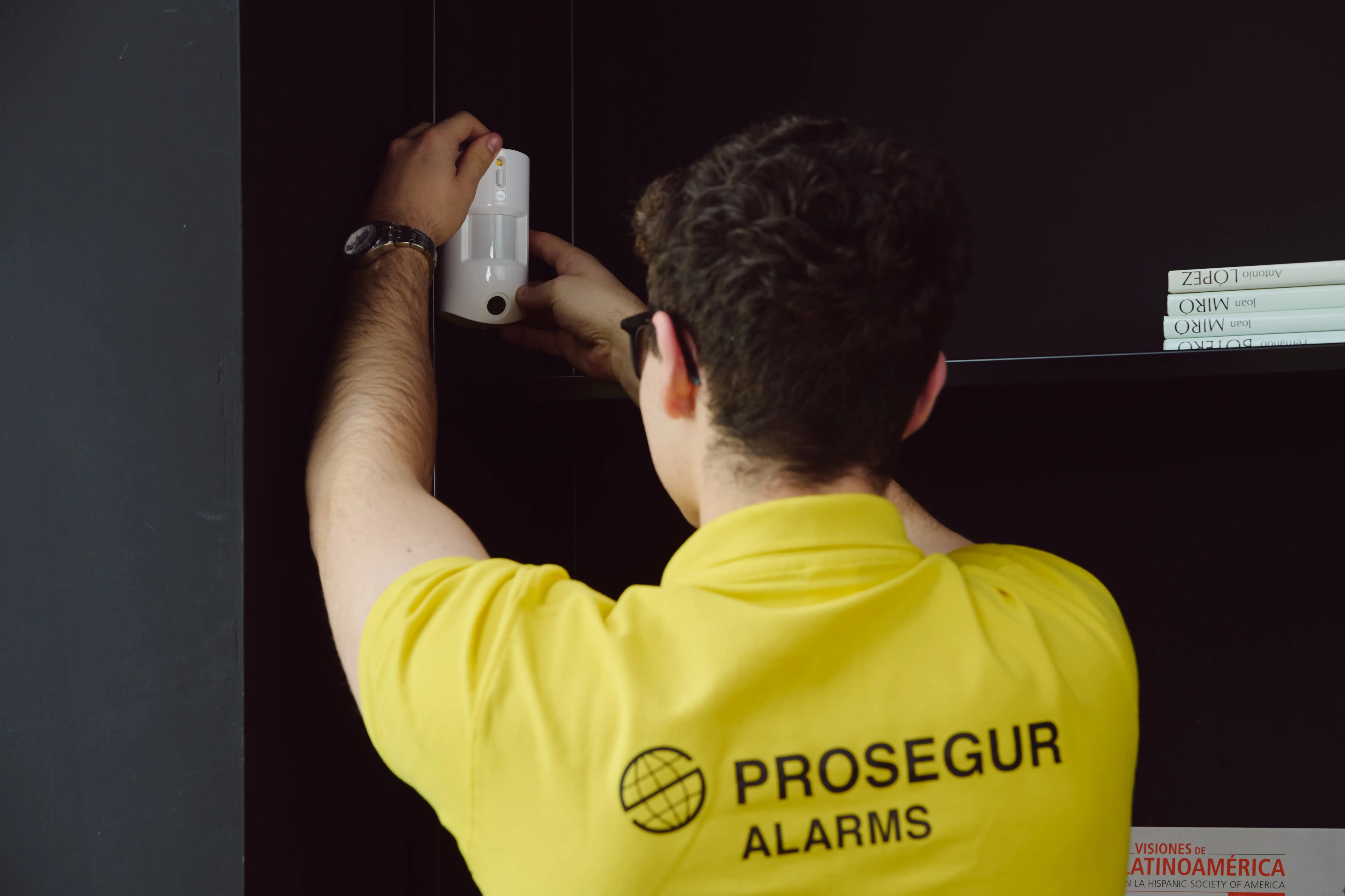 Instalación de alarmas: protege tu hogar con tecnología y tranquilidad