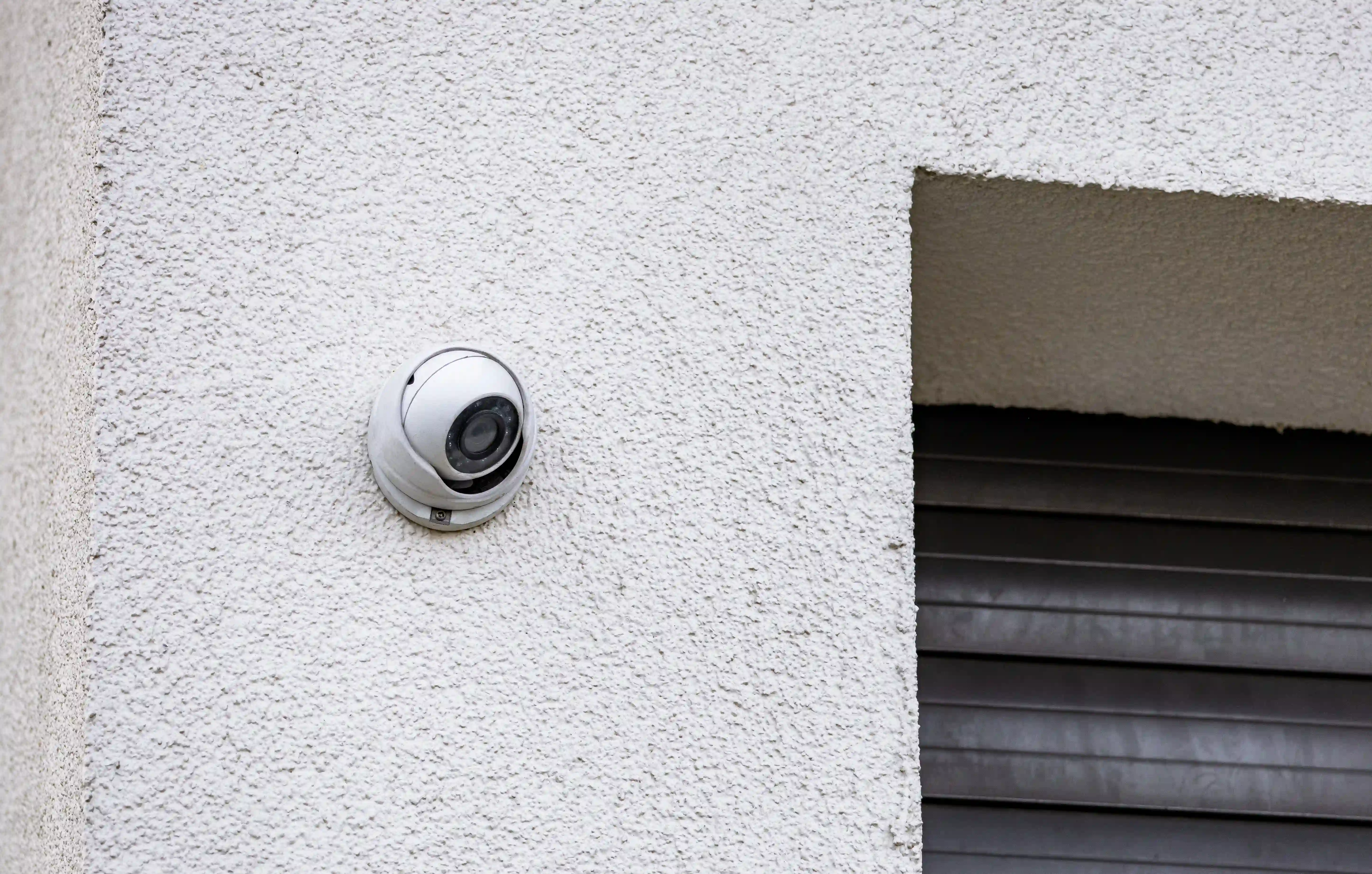 Cámaras inteligentes de seguridad: cómo detectan riesgos y mejoran la protección del hogar