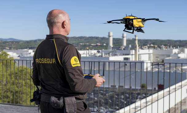 Prosegur lanza su sistema antidrones para reforzar la seguridad aérea en espacios críticos